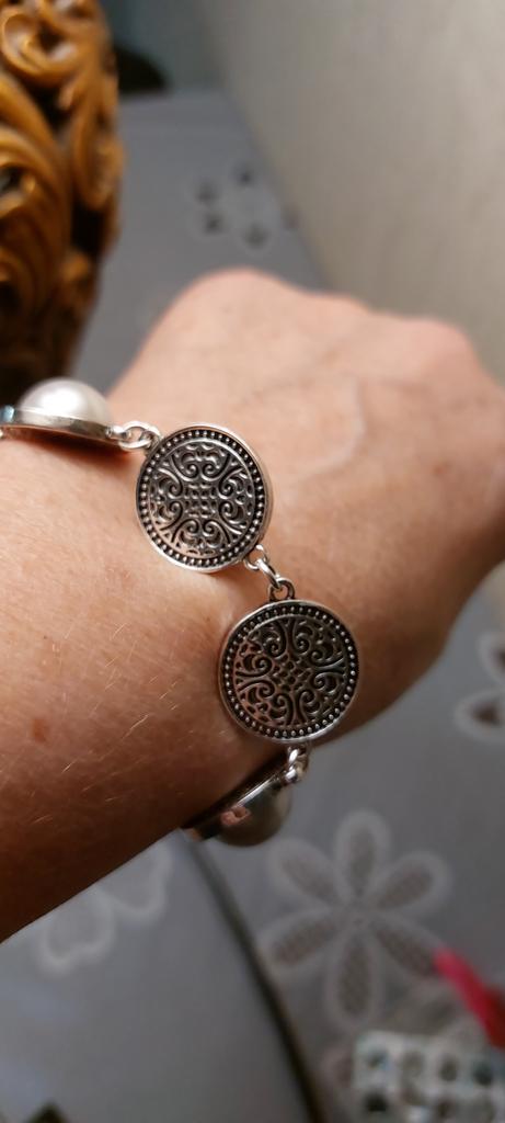 Bracciale rete tubolare bianca con perle e strass stile Stardust