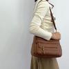 Nowa Damska Torba na Ramię PU Miękka Skóra Duża Pojemność Torba Crossbody Modna Prosta Wielokieszeniowa Wielowarstwowa Torba dla Mamy w Średnim Wieku