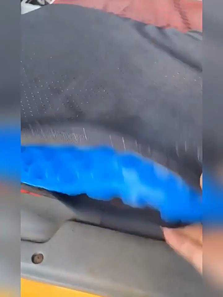 Honeycomb Gel Seat Cushion, Breathable and Cooling Chair Cushion for Summer, Car Silicone Cooling Cushion, Thickened and Comfortable Seat Cushion.