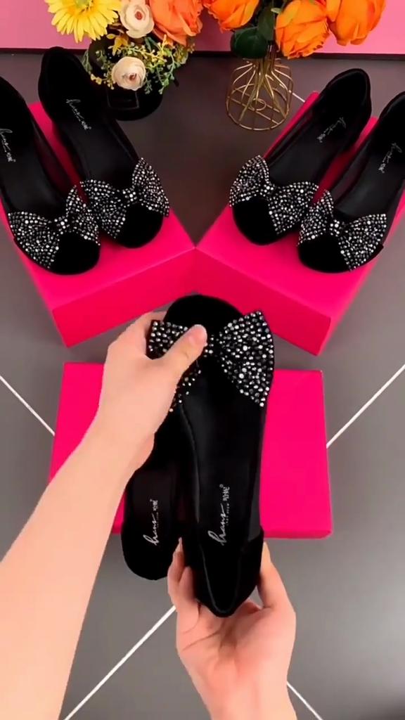 Summer New Round Head Low Heel Bow Soft Bottom Hollow Out One Step Sandals