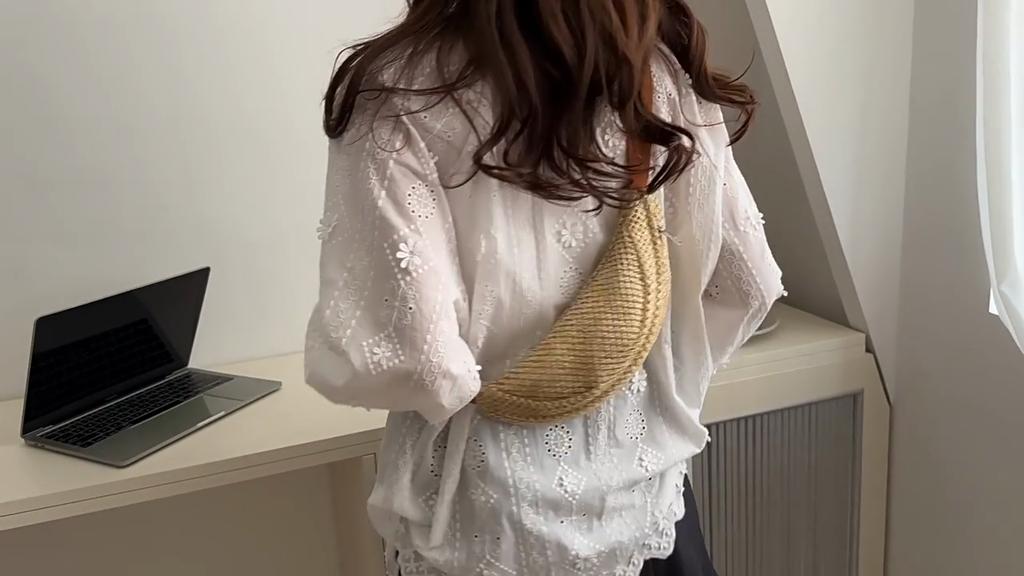 Dámská stylová tkaná náprsní taška - světle hnědá, crossbody sling pouzdro na telefon se zapínáním na zip, všestranná ledvinka na pláž, plážová taška