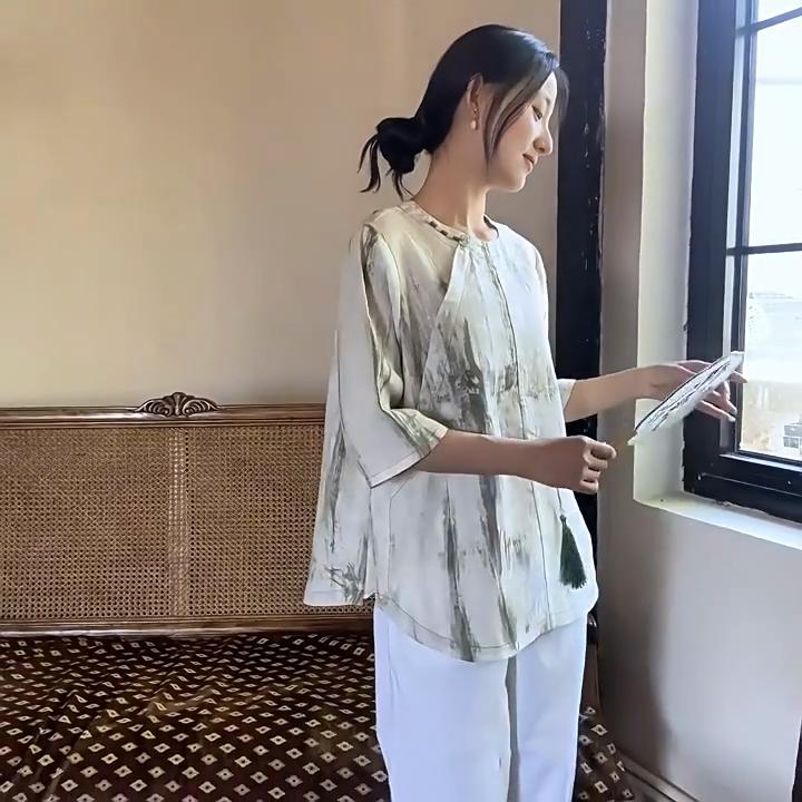 Johnature Women Chinese Style Shirts Tops Tie-dye O-Neck Short Sleeve Blouses Summer Chinese Style Shirts