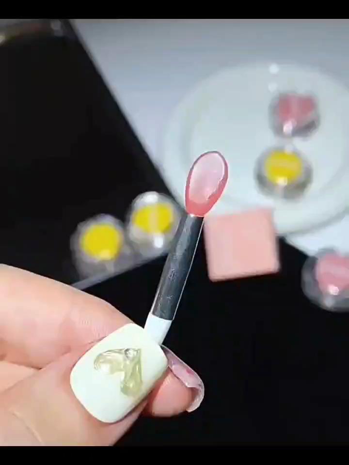 Two-color Lip Mask Moisturizes Hydrates Prevents Dryness Cracking Reduces Lip Lines Provides Lip Care Waterproof Long-lasting Sets Makeup Fashionable