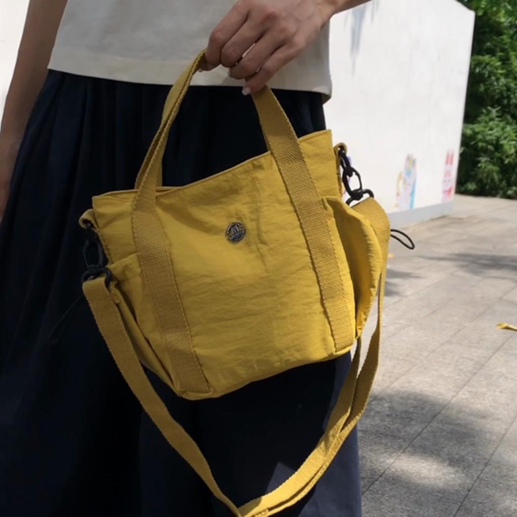 Lightweight Nylon Crossbody Bag Women Sports Shoulder Mobile Phone Bag