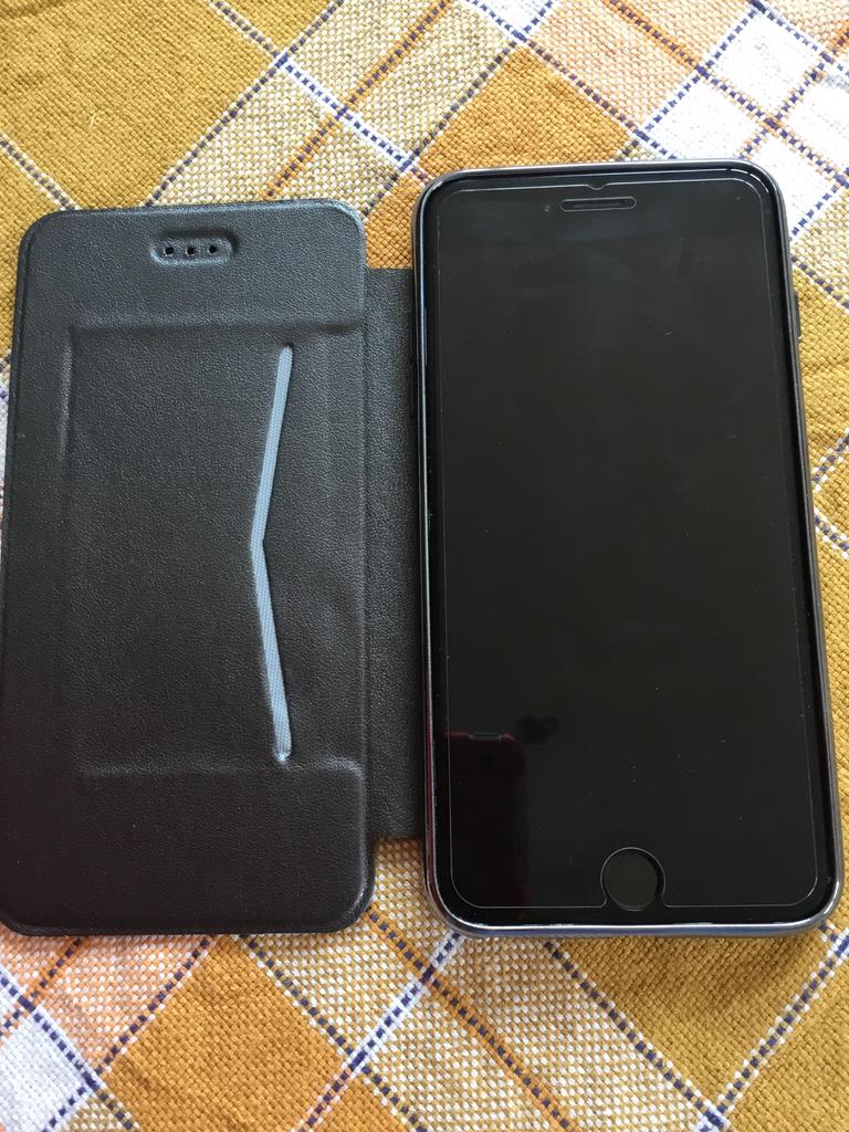 BEZ Cover Portafoglio Per IPhone 16e In Tela E PU Pelle – Con Chiusura Magnetica E Blocco RFID (Nero)