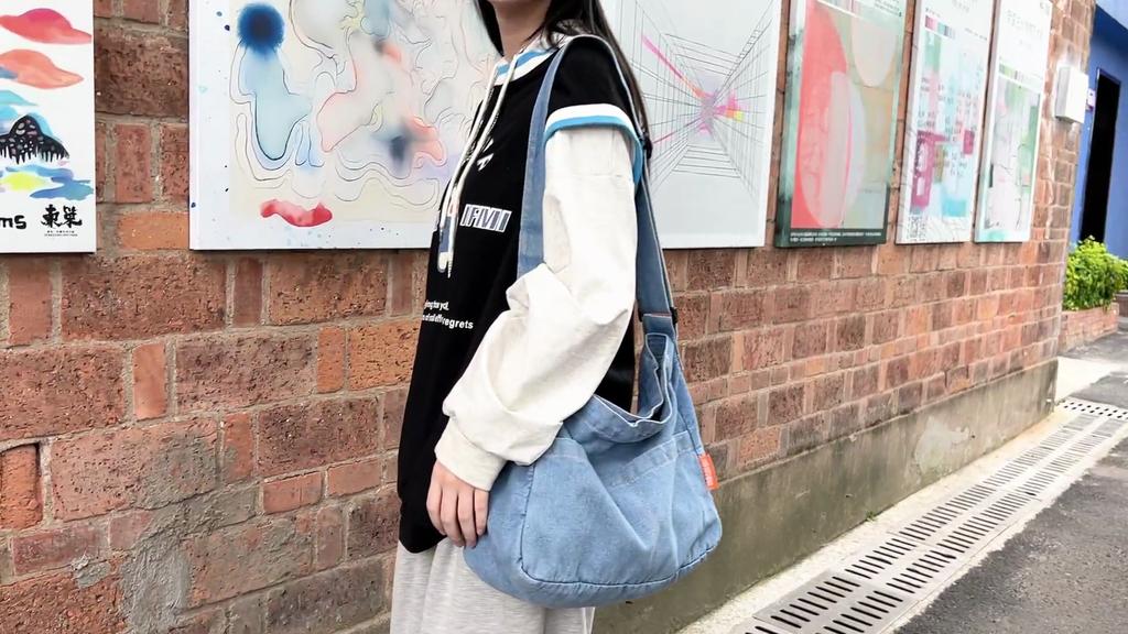 Women Denim Bag Large Capacity Strap Adjustable Crossbody Sling Bag Vintage Messenger Bag Casual Shopper Bag 2024 New