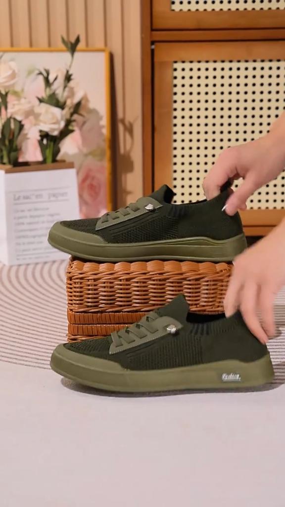 Men's New Fashionable Casual Shoes, Fly Woven Mesh Panel Shoes, One Foot Soft Soled Flat Shoes