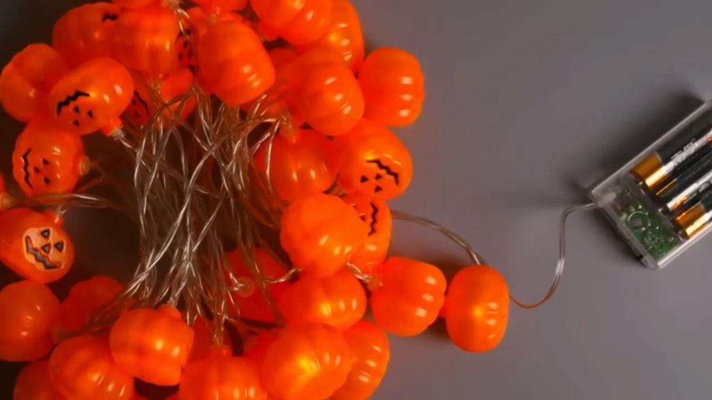1pc 20LED Orange Flat Hollow Halloween Pumpkin Lights String Battery Powered Suitable For Home Party Garden Yard Halloween Decor