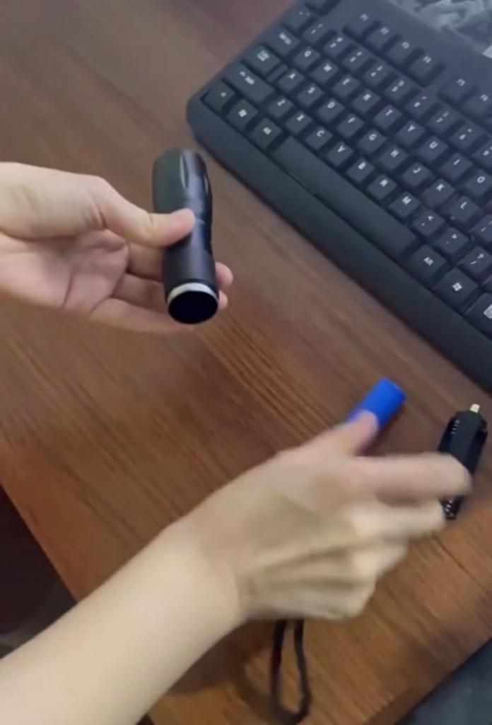 T6 Led Flashlight Ultra Bright Torch 5 Switch Modes Zoomable Focusing Bike Light 18650 Battery/AAA for Camping