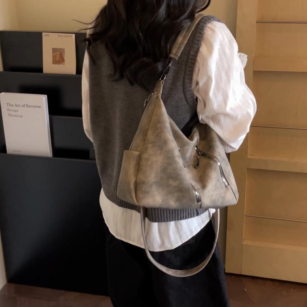 Damen PU Schultertasche Tragetasche Trendige Crossbody-Tasche für den täglichen Gebrauch, die Arbeit und Freizeit