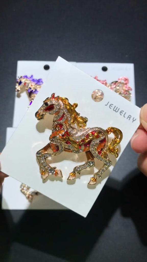 Running Horse Brooch for Women Enamel Animal Party Banquet Pins