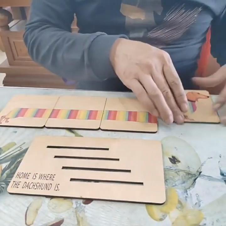 Kreative Dackel Regenbogen Holz Untersetzer Getränkeuntersetzer für Heimdeko