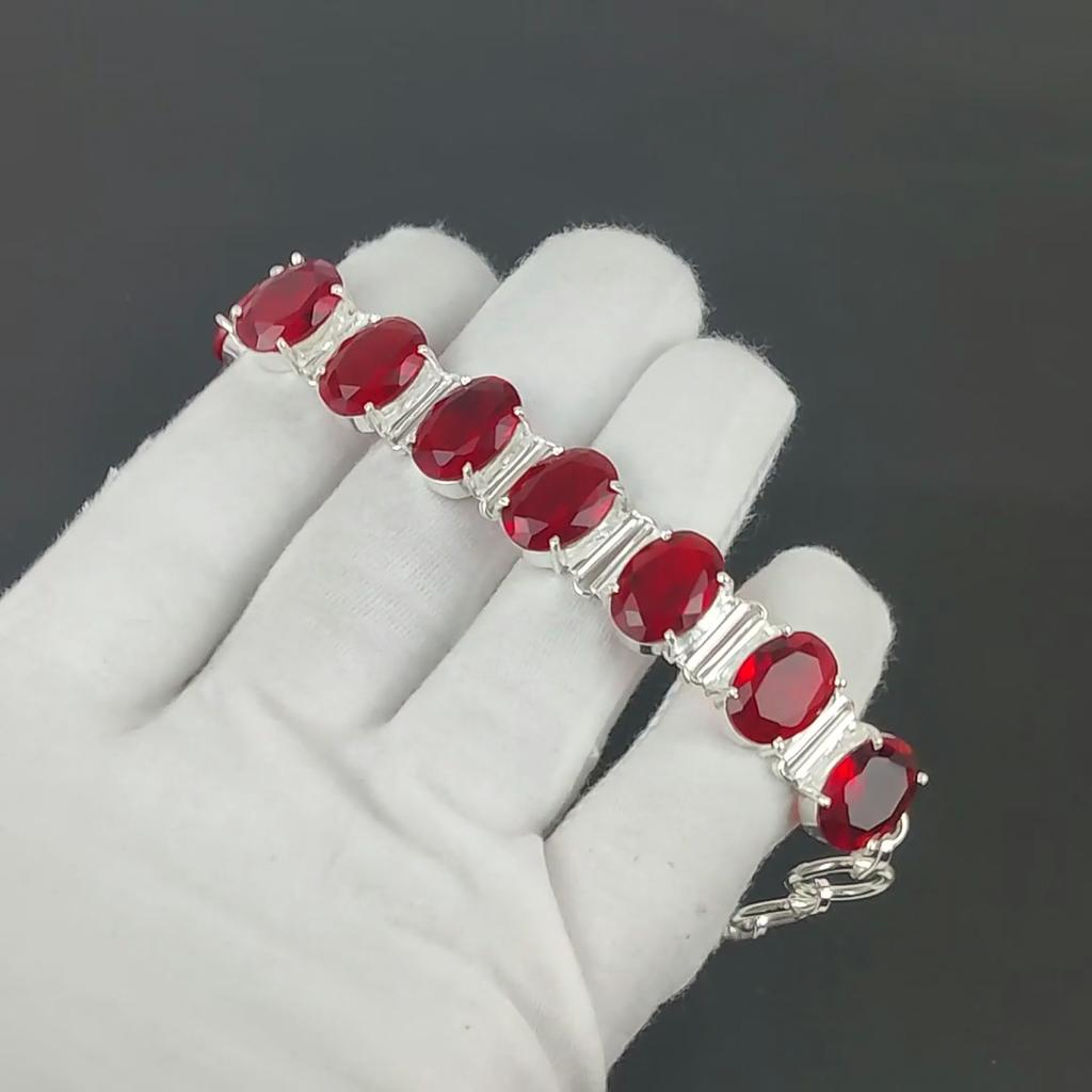 Wunderschönes rotes Granatarmband 925 Sterlingsilberarmband Verstellbares Kettenarmband Handgefertigtes Boho-Armband Edelsteinschmuck Verlobungsgeschenke