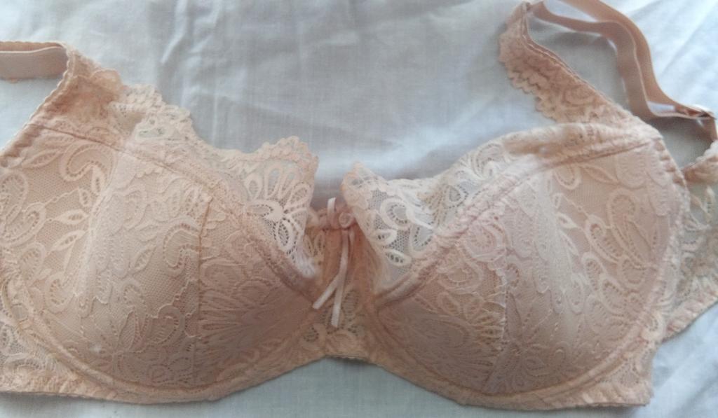 Damen Sexy Spitzen Bügel BH Gepolsterter Minimizer Volle Cup Schalen