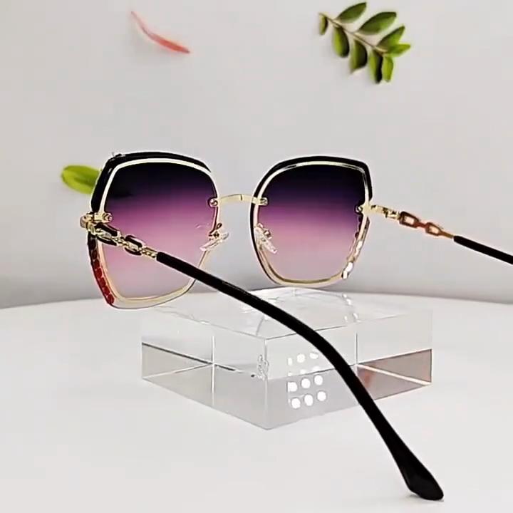 Luxury Brand Design Vintage Rimless Rhinestone Sunglasses Women Men Fashion Gradient Lens Sun Glasses Shades for Female