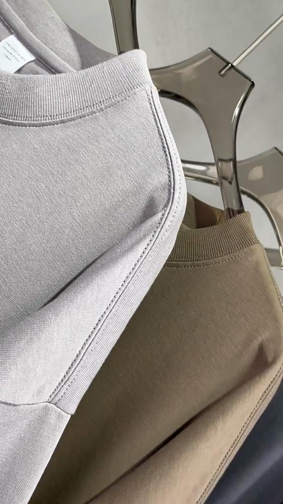 230 GSM 100% bavlněné prané tričko s potiskem na míru pro muže, personalizované tričko