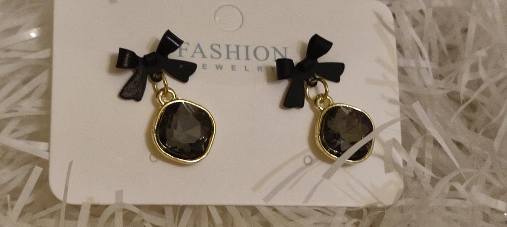 Allereya Orecchini pendenti con fiocco nero vintage con fiocco di cristallo, orecchini a goccia, orecchini con perle di strass, orecchini neri con zirconia cubica Bowkont, gioielli per donne e ragazze