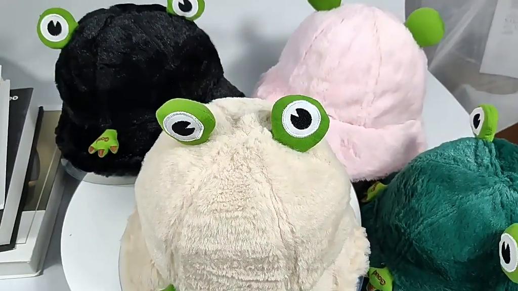 Women's Fashion Autumn and Winter Thicken Warm Rabbit Fur Hat Student Girl's Cute Korean Style Cartoon Frog Bucket Hat