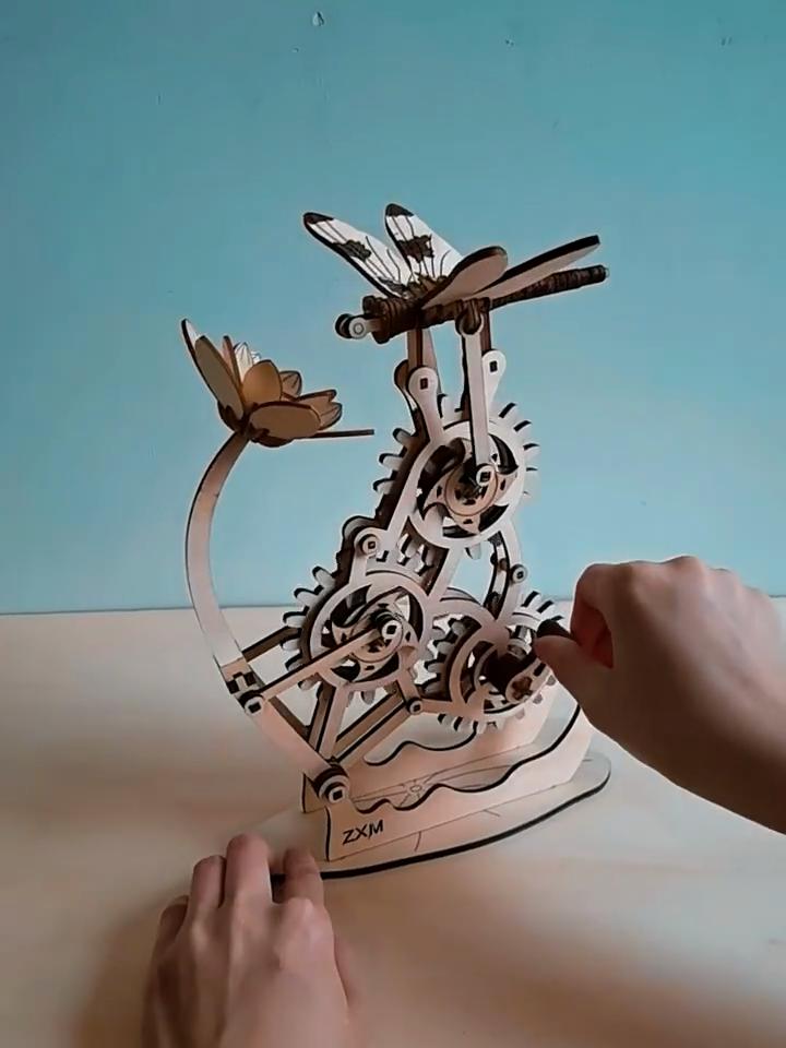 3D Puzzle für Erwachsene, Holzpuzzles Lotus und Fliegende Libelle Bausätze, DIY Holzhandwerk Coole Spielzeuge für Geburtstag, STEM Hobbys für Frauen Männer