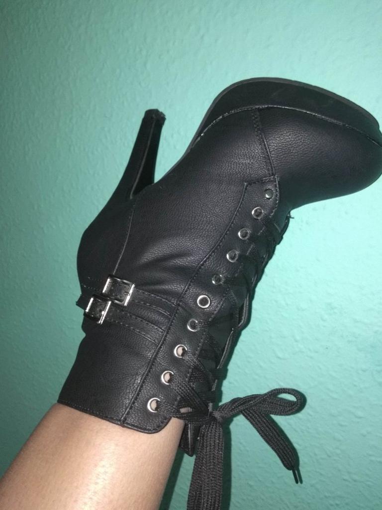 Botines Negros Con Agujetas Clearance Sale, UP TO 68% OFF |  www.editorialelpirata.com