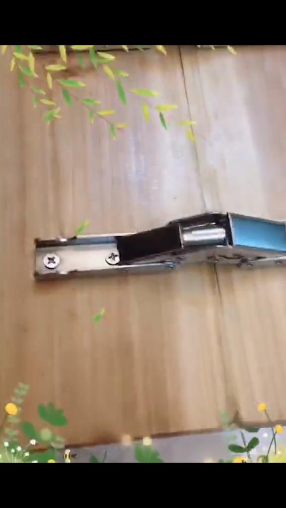 Składana stal walcowana na zimno Zamknij ze śrubami Szafka na sprzęt Zawiasy meblowe Drzwi szafy Bez wiercenia