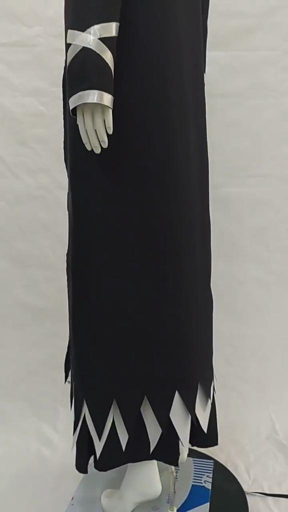 Costume Cosplay di alta qualità di Kurosaki Ichigo da Bleach con design senza tempo del mantello