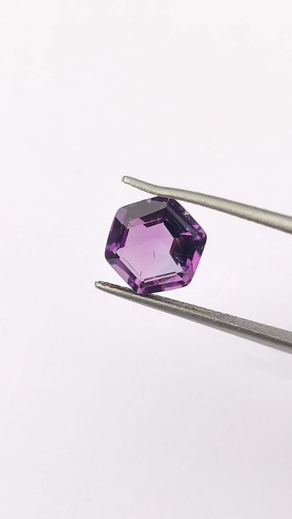 Hexogen Cut Natural Amethyst Gemstone, Loose Amethyst Gemstone, 2.35 Carat, 10 Mm Size Stone.