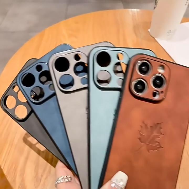 Luksus saueskinn Maple Leaf-logoetui til iPhone 15 Pro Max 14 Plus 13 12 11Pro XR XS Fallbeskyttelsesdeksel med alt inkludert