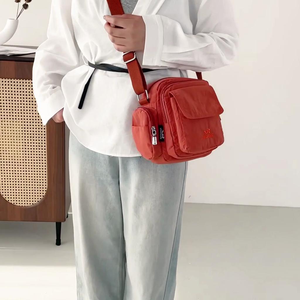Water-Repellent Multi-Pocket Commuter Mobile Phone Bag Women's Shoulder Crossbody Bag Small Square Bag
