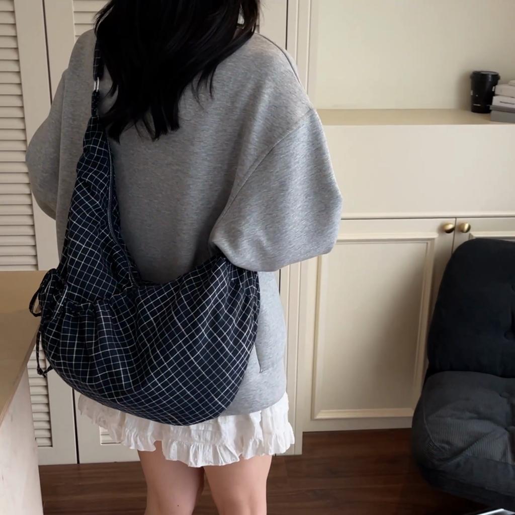 Women's Large Capacity Crossbody Bag Canvas Pleated Plaid Nylon Bag Commuter Shoulder Bag