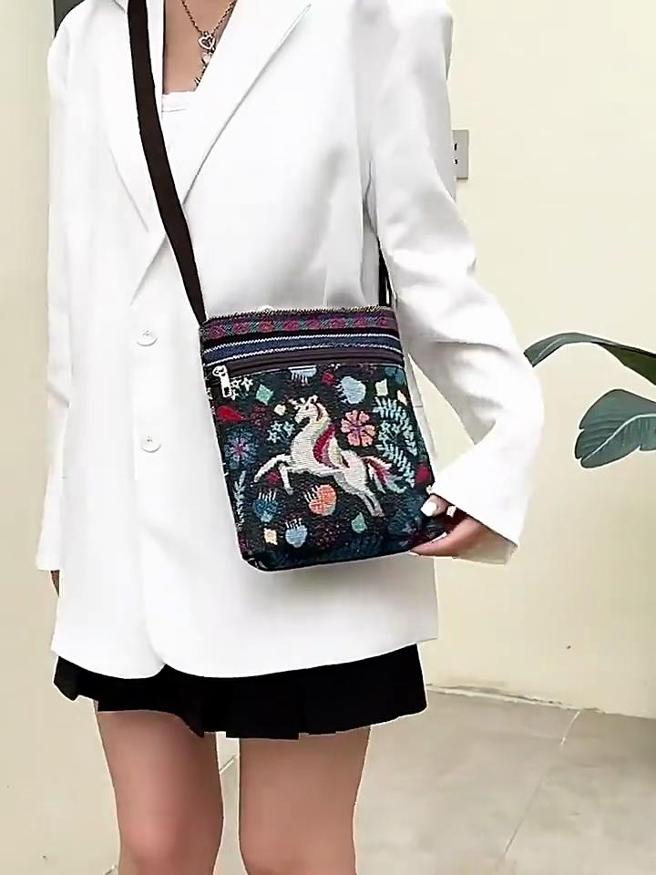 Omuz Çantası Erkek Kadın Unisex Messenger Çapraz Çanta Kare Çanta El Çantası Kabile Nakışı Kelebek Fil Tavşan Baykuş Tek Boynuzlu At El Yapımı El Sanatları