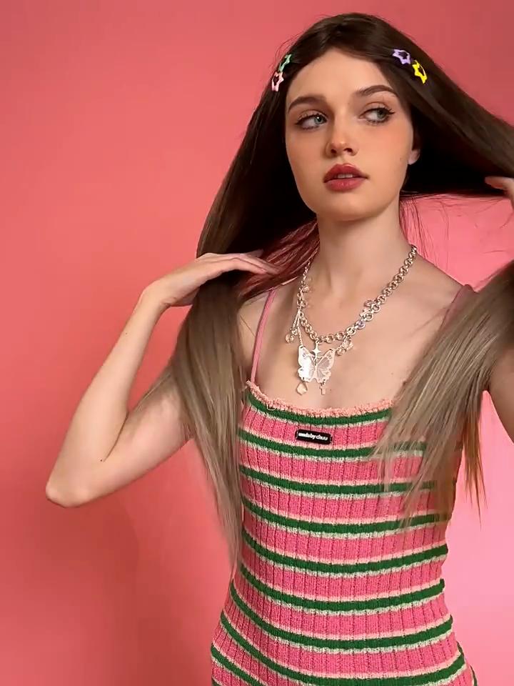 European and American Style Women Long Straight Wig with Blunt Bangs Front Lace Heat Resistant Synthetic Fiber Ombre Gray Wigs