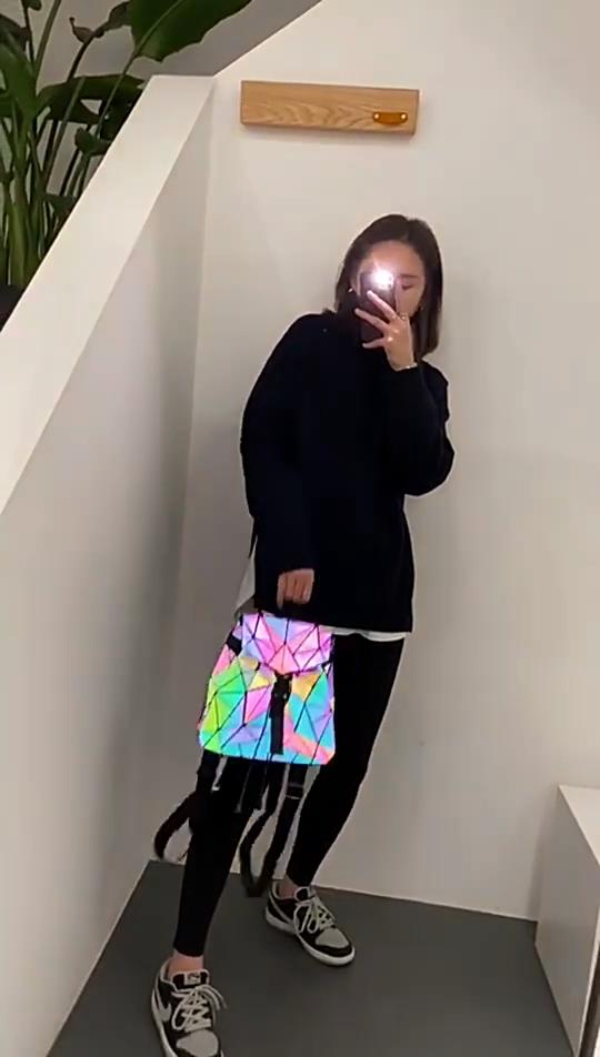 New Geometric Backpack Women's Rhombus Backpack Luminous Schoolbag Women's Bag Student Schoolbag