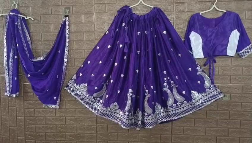 Lehenga Choli Prezentând un lehenga din șifon perfect amestecat pentru sezonul festiv pentru a fermeca aspectul dumneavoastră colecția 2026
