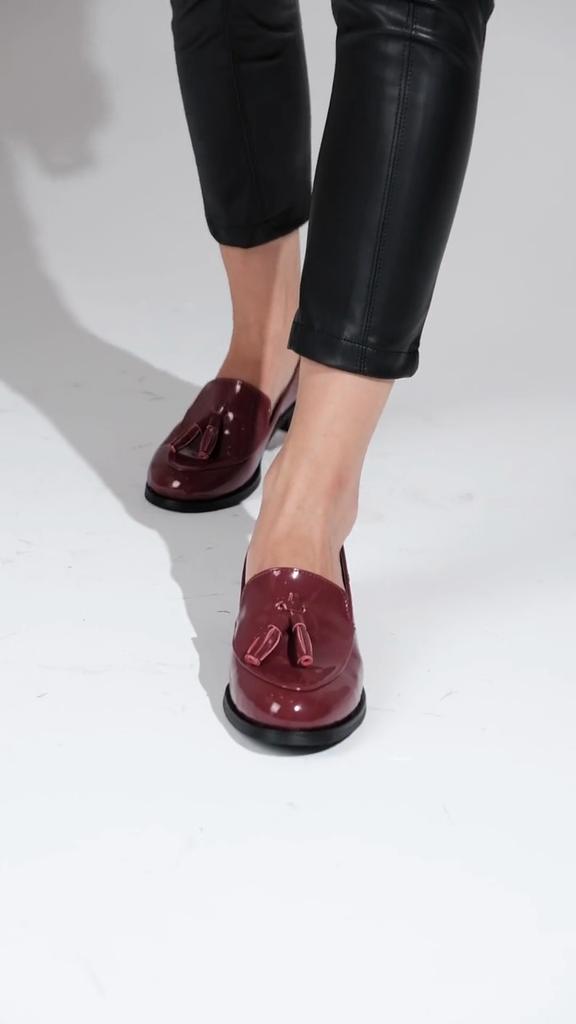 Women's Fashion Burgundy Patent Leather Oxford Shoes