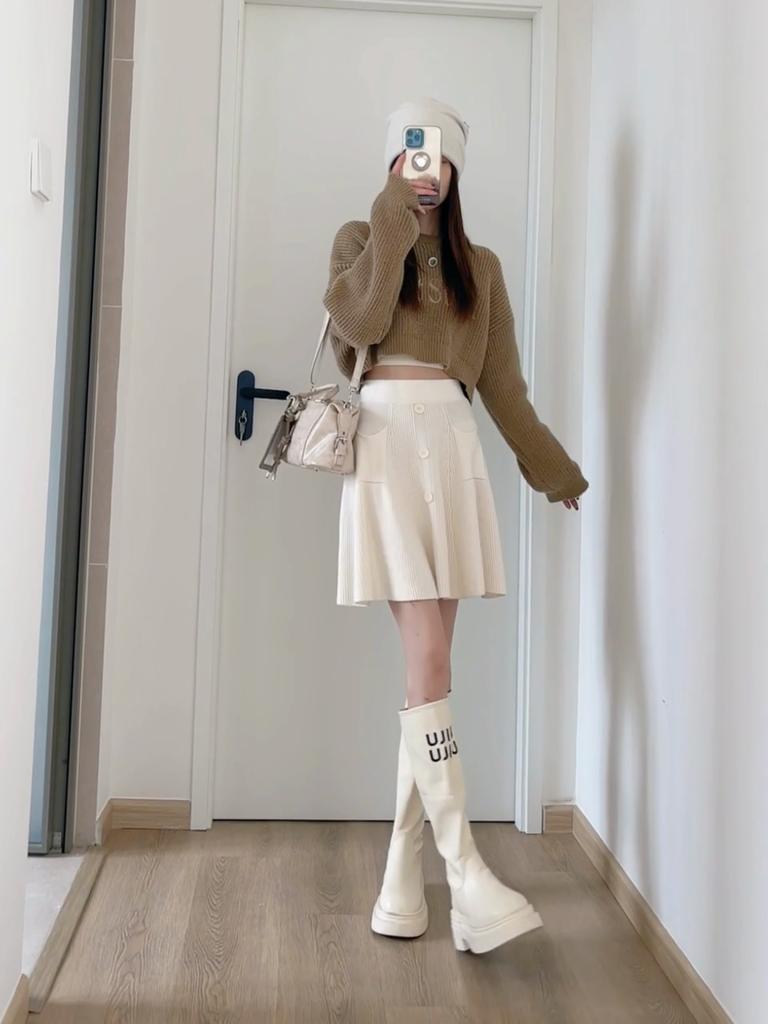 Autumn Winter Women Mini Knitting Skirt High Waist Beige Gray Black Knitted Short Skirt Sweet Buttons High Waist Warm Skirt With Pockets