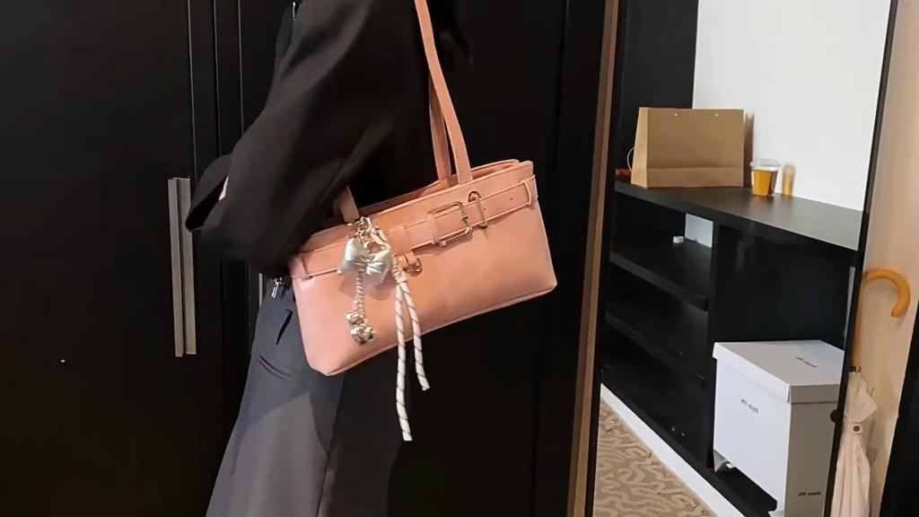 Belt Buckle Design Shoulder Satchels Bag For Women 2025 New In Luxury Designer Handbags Branded Fashion Totes With Pendant