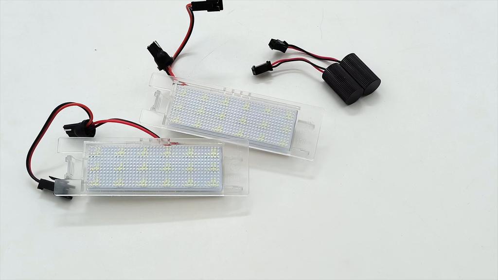 2PCS LED Number License Plate Light For Fiat Bravo 2007-2014 Grande Punto Evo 2009- 2012 500L Doblo Croma Marea Tail Lamp Canbus