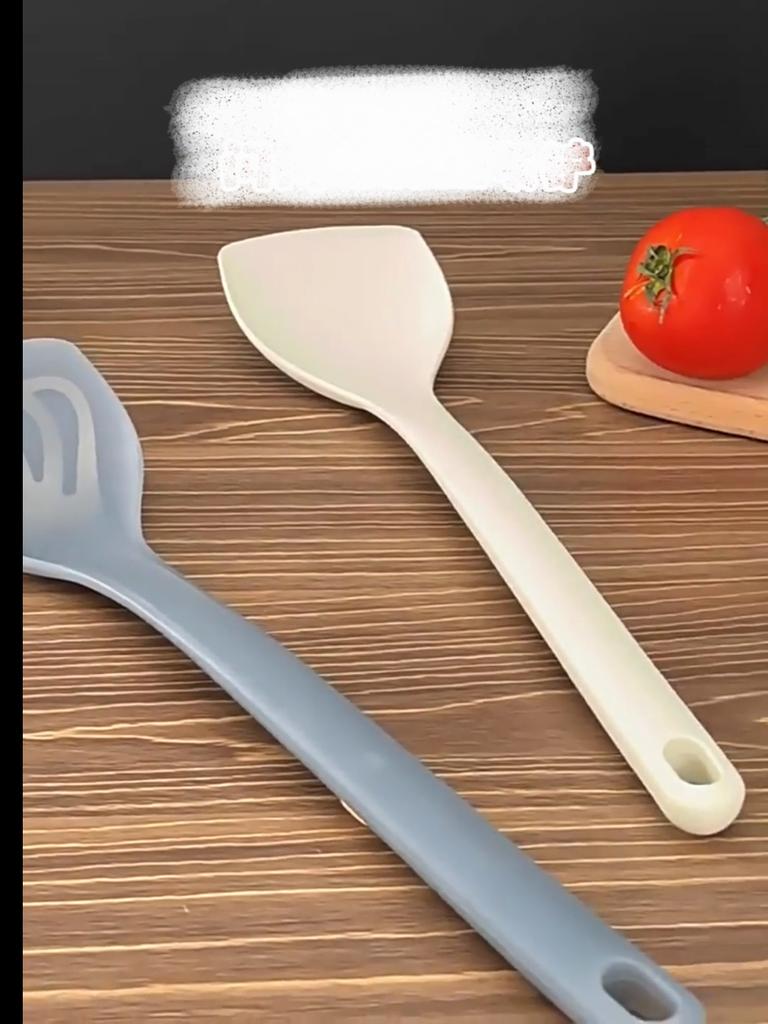 Non-Stick Silicone Spatulas for Kitchen Cookware Flexible Heat-Resistant Silicone Spatulas for Cooking and Baking