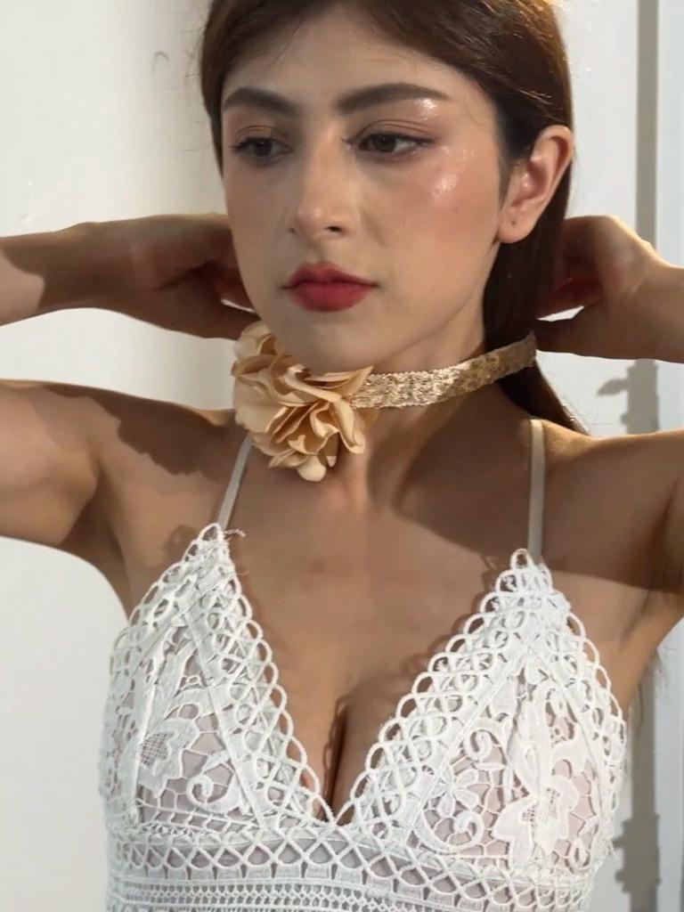 Cross Border Autumn New Sparkling Braided Rope Satin Flower Necklace Women's Jewelry Fashion Elegant Flower Necklace