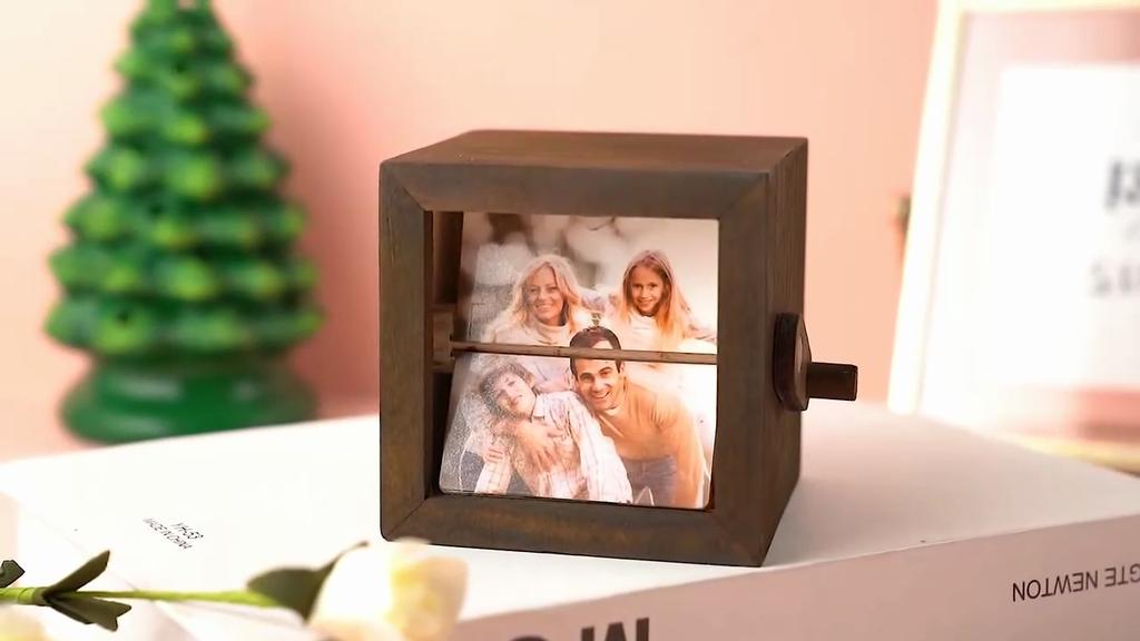 Custom Hand Cranked Photo Flipbook Box Personalized Photocard Holder Flipbook Valentine Day Gifts Solid Wood Slightly Colors