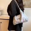 Trendy Bear Pattern Tote Bag For Women Large Capacity For Casual Outings