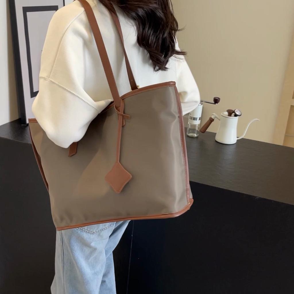 Large Capacity Tote Bag Women's Shoulder Bag Commuter Bag