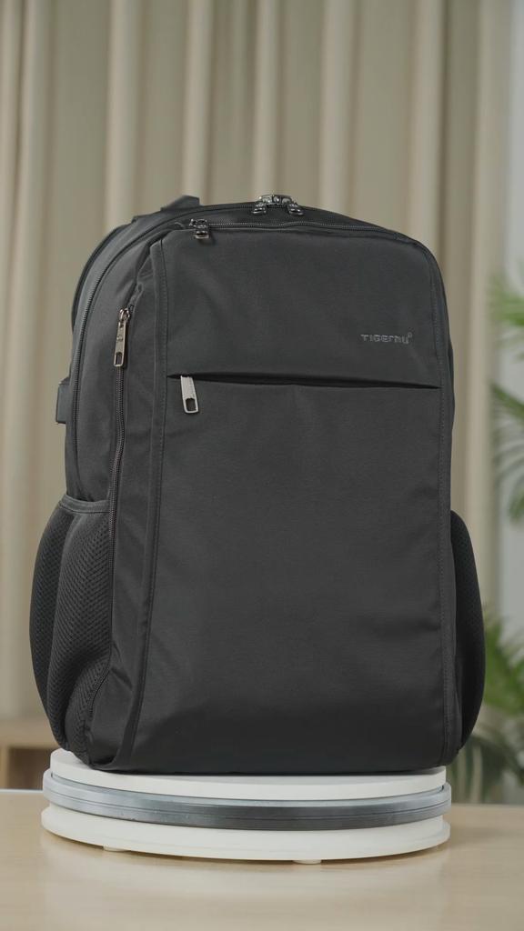 Tigernu Nowy, przeciwporostowy, modny plecak na laptopa 15,6 cala, męski wodoodporny materiał z portem ładowania USB 4,0A, torba podróżna na co dzień