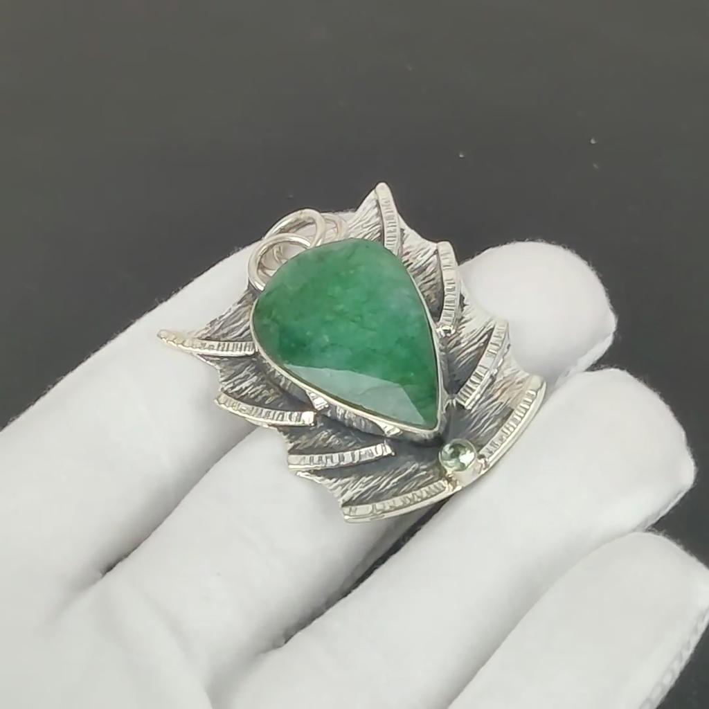 Smaragdhänge, 925 Sterlingsilver Handgjorda Smycken, Smaragd Silverhänge, Festkläder Smycken för Dam, Hänge Vaddpresent