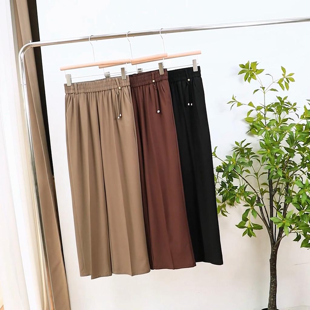 Women's Plus Size High Waist Straight-leg Cropped Pants – Elastic Waist Trousers (Sizes XL-6XL) for Summer