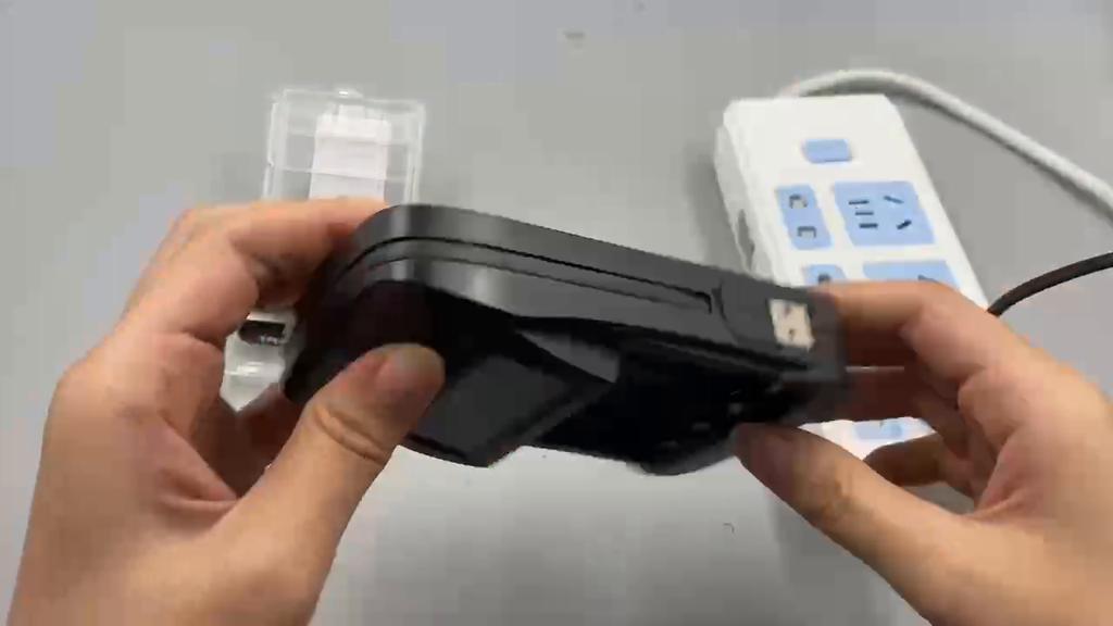 PALO Original 1.2V AA/AAA Charger Smart Charger for AA AAA NIMH Rechargeable Battery with LCD Intelligent Charger for 1.2v Nimh