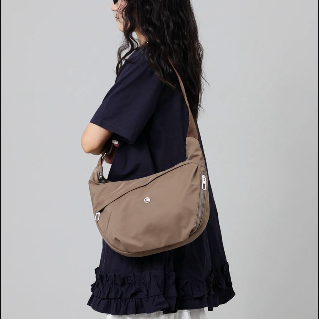 Large Capacity Crossbody Bag Women's Shoulder Bag Solid Color Hobo Bag
