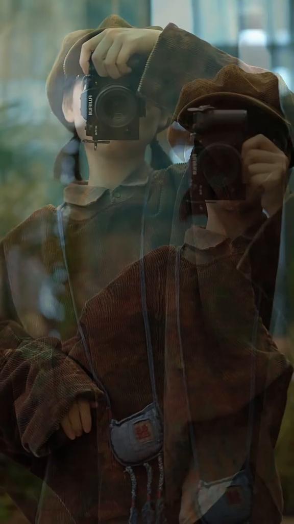 Johnature Dámský vintage květinový manšestrový zimní svetr s dlouhým rukávem a výstřihem do O-neck