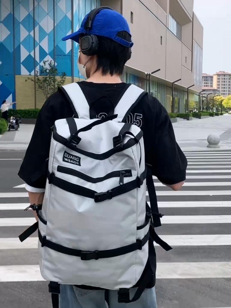 Men's Travel Mountaineering Bag Waterproof Skate Bag Student Schoolbag Commuter Backpack